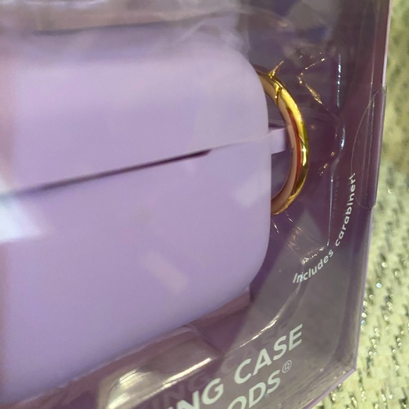 NWT! Carrying case for Airpods Pro - Picture 6 of 10